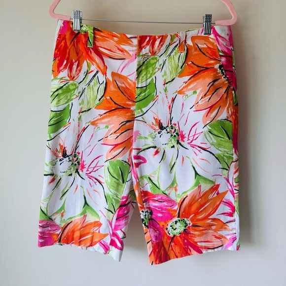 For the Republic Floral Shorts - Women’s Size 10 - Picture 1 of 13